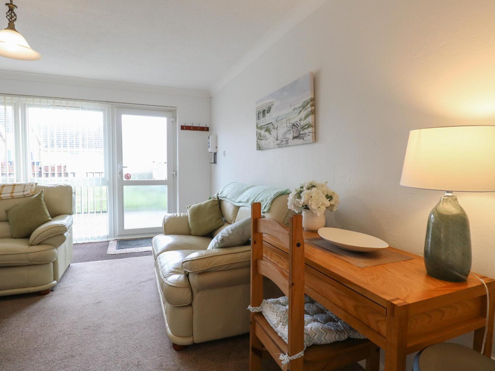 19 Waterside Park * Lowestoft